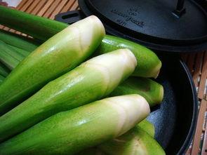 吃瓜增加湿气吗,吃瓜也能增湿气？揭秘日常饮食中的湿气来源