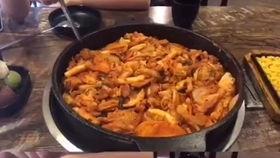 哈尔滨探店吃瓜,瓜果飘香，美食地图大揭秘