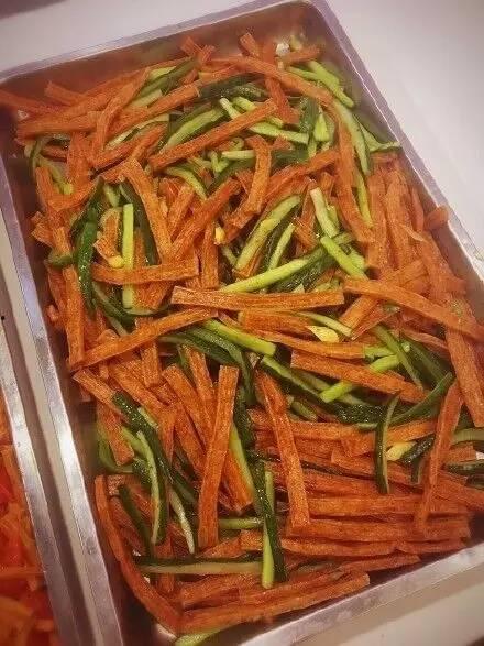 吃瓜辣条,揭秘辣条背后的那些事儿