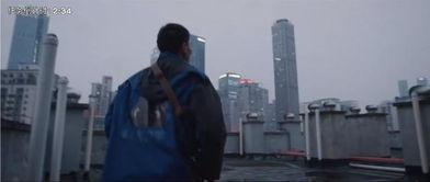 抽烟围观吃瓜视频,揭秘抽烟围观吃瓜视频背后的社会现象